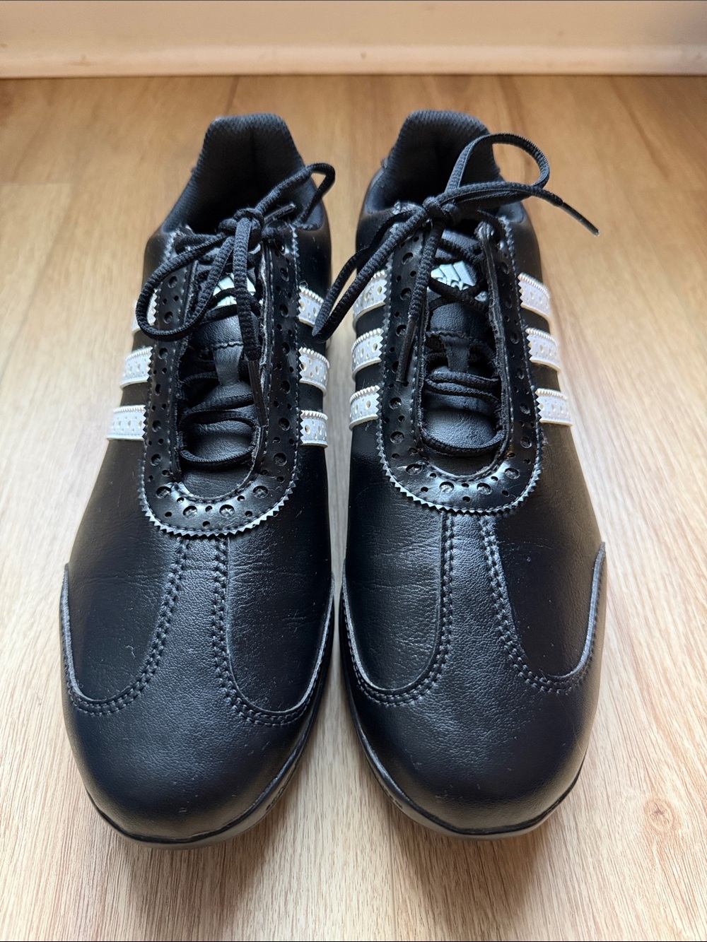 Women’s Black Adidas Fitfoam Golf Shoes Sz